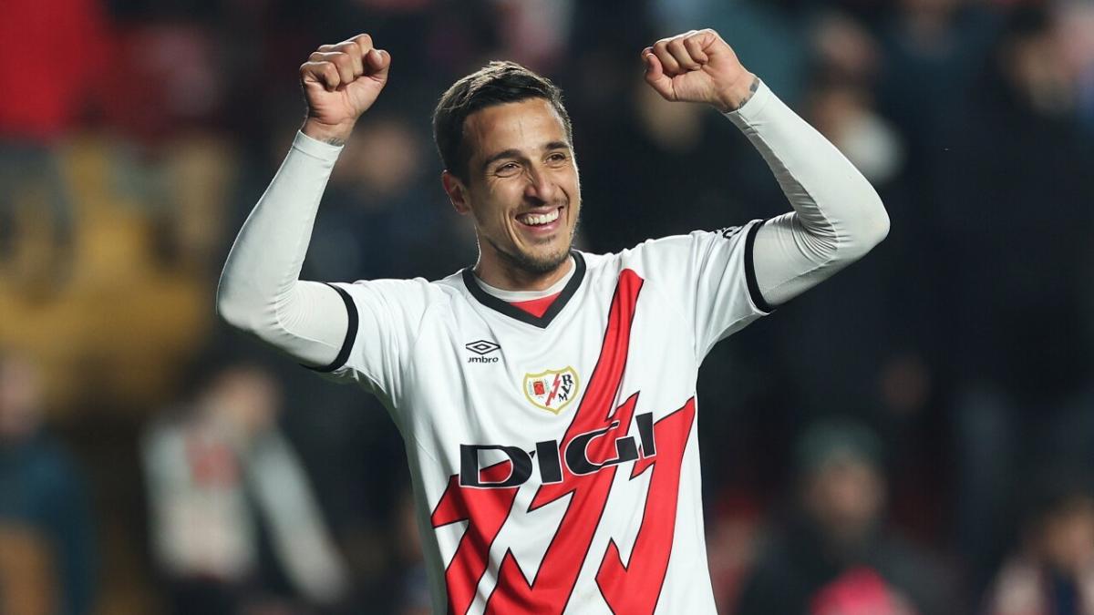 Rayo Vallecano star Oscar Trejo